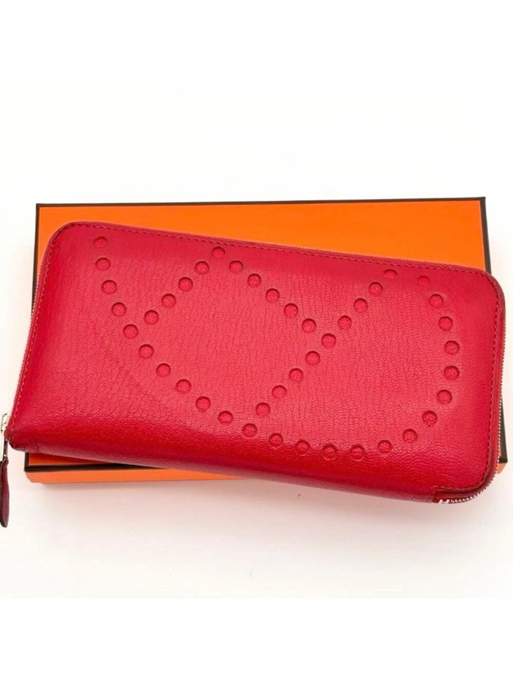 Hermes Wallet Evelyne Round Zip Long Red